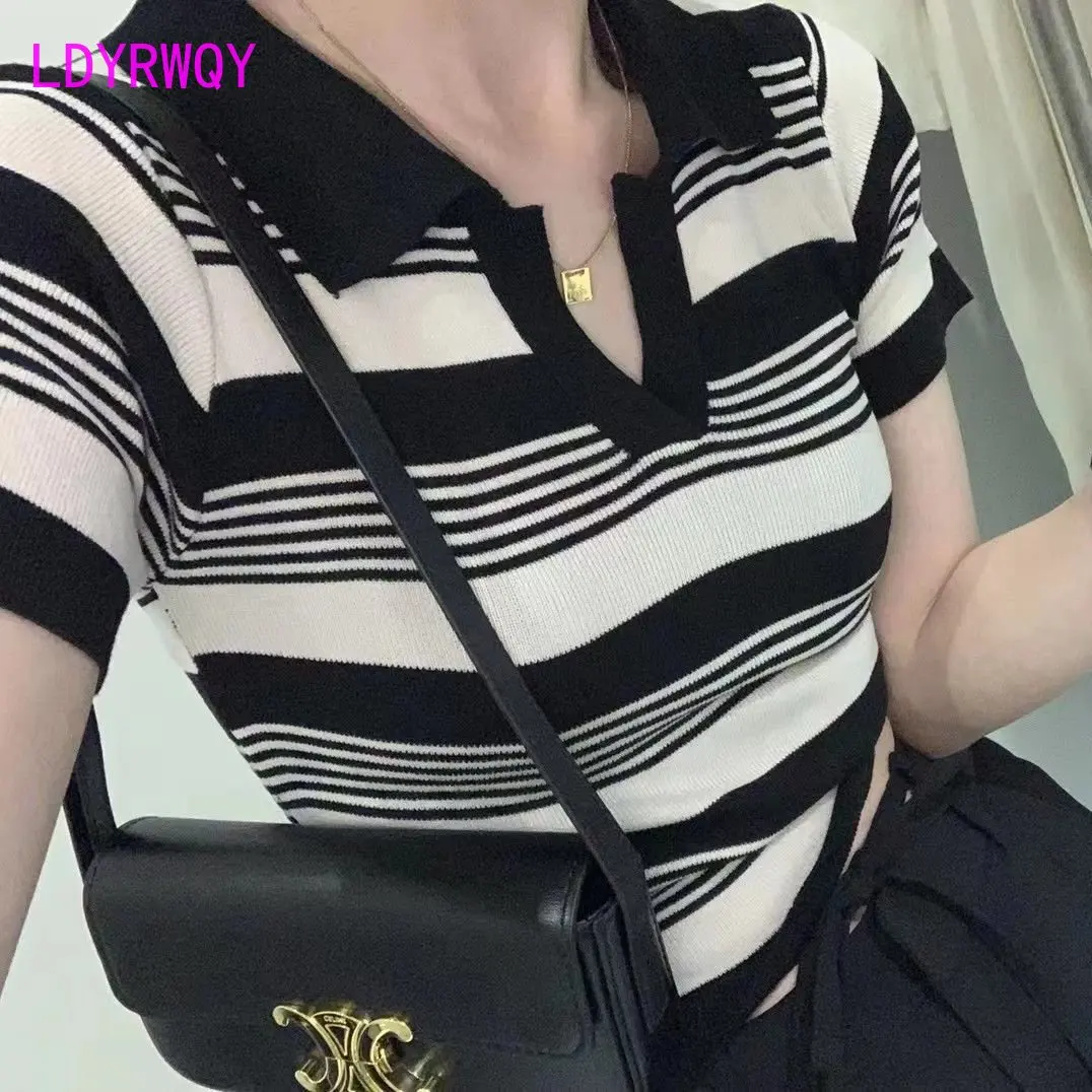 Striped short sleeved T-shirt Women's summer polo shirt knitted T-shirt This year's short top
Striped short sleeved T-shirt Women's summer polo shirt knitted T-shirt This year's short top