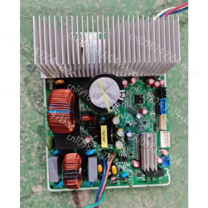 Used for TCL Variable-frequency Air Conditioner Main Board. Part Numbers 010393, 010386, 010419, 010377,
Used for TCL Variable-frequency Air Conditioner Main Board. Part Numbers 010393, 010386, 010419, 010377,