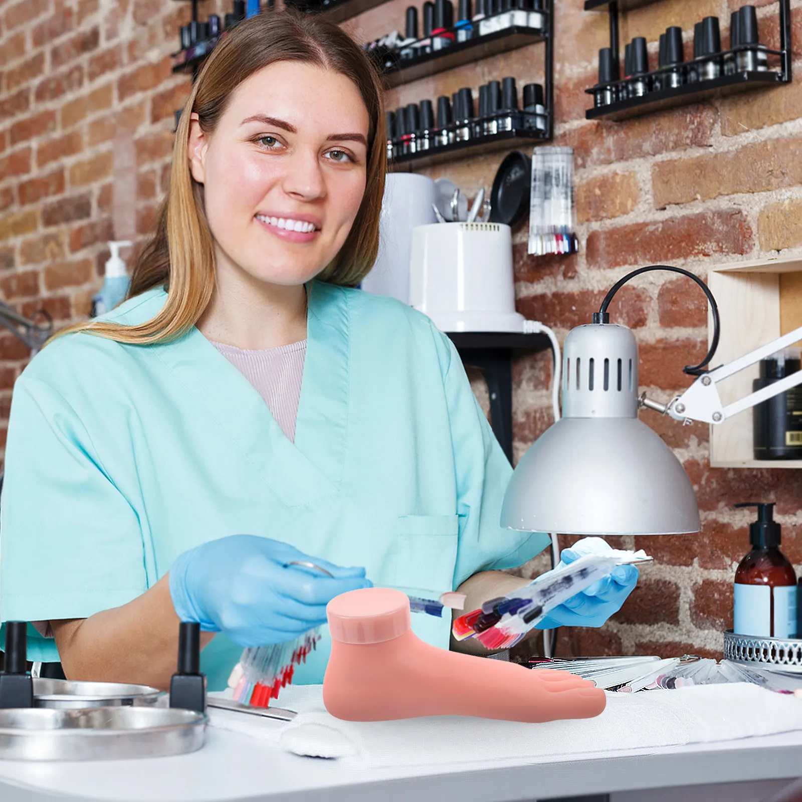 2Pcs Realistic Silicone Manicure Practice Foot for Nail Art Training Display and Salon Use Professional Nail Technician Tool
2Pcs Realistic Silicone Manicure Practice Foot for Nail Art Training Display and Salon Use Professional Nail Technician Tool