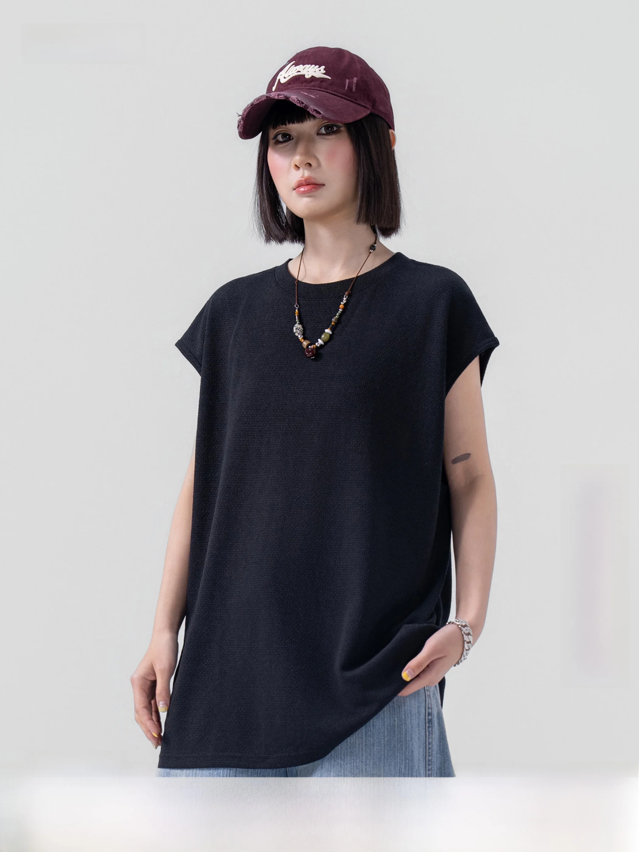 Unisex Summer Sleeveless Vest Sporty Breathable round Neck T-Shirt Casual Loose Fit Polyester Fiber Fashionable Trendy
Unisex Summer Sleeveless Vest Sporty Breathable round Neck T-Shirt Casual Loose Fit Polyester Fiber Fashionable Trendy