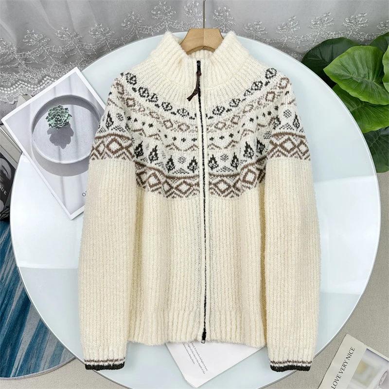 Retro Loose Knitted Cardigan Sweater Women's High Collar Zipper Coat Autumn Winter Fashion Outerwear Celebrity Style
Retro Loose Knitted Cardigan Sweater Women's High Collar Zipper Coat Autumn Winter Fashion Outerwear Celebrity Style