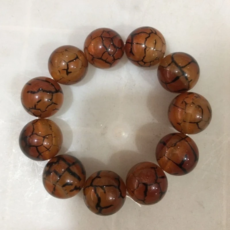 Браслет из агата с узором дракона, изысканный браслет в национальном стиле из халцедона.
Браслет из агата с узором дракона, изысканный браслет в национальном стиле из халцедона.