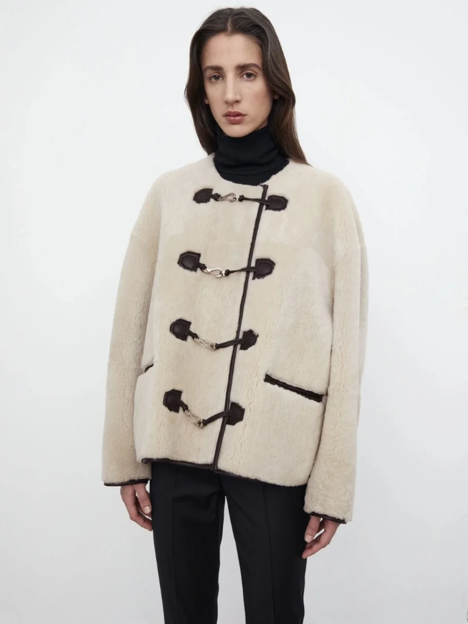 ort Women's Woolen Coat Lamb Velvet Simulation Autumn Winter New Sle Faionable round Ne Button Long Sve Straight Cut
ort Women's Woolen Coat Lamb Velvet Simulation Autumn Winter New Sle Faionable round Ne Button Long Sve Straight Cut