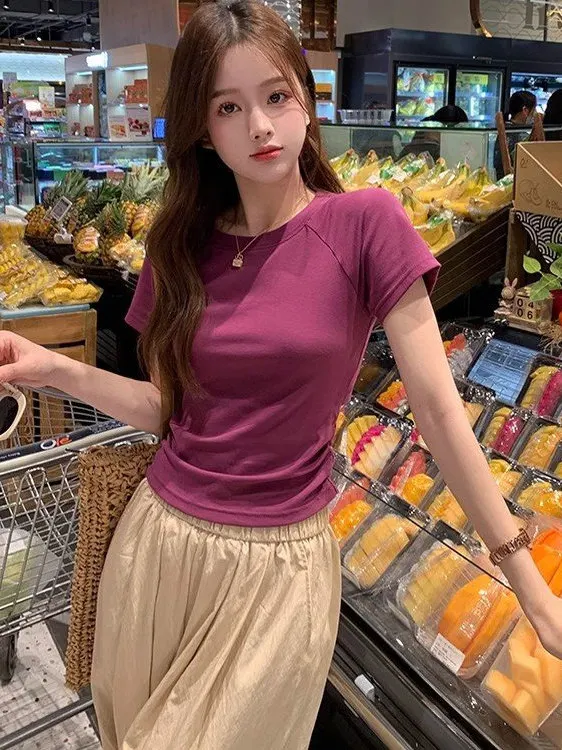 Slim Fit Hollow Back Design T-Shirt Loose Wide Leg Pants Fashionable Two-Piece Set Summer Women's High Waist Long Pants
Slim Fit Hollow Back Design T-Shirt Loose Wide Leg Pants Fashionable Two-Piece Set Summer Women's High Waist Long Pants