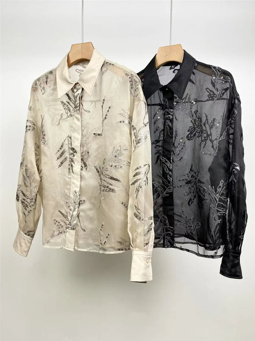 2025 Spring Summer Exquisite Embroidered Long-sleeved Silk Shirt Casual Light Blouse Women Top
2025 Spring Summer Exquisite Embroidered Long-sleeved Silk Shirt Casual Light Blouse Women Top