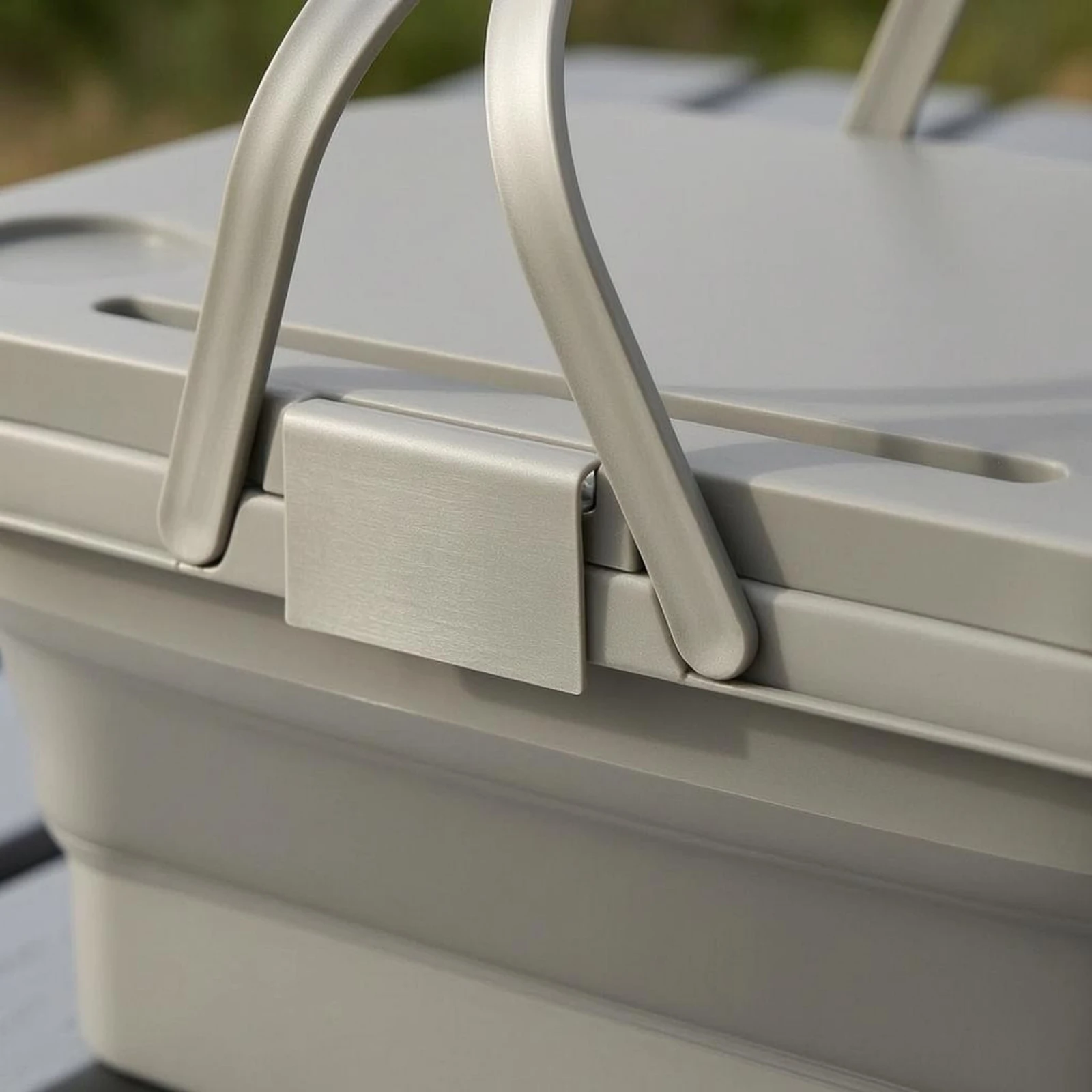 Portable Storage Tub Lightweight Rectangular Basket for Outdoor Camping, Picnics
Portable Storage Tub Lightweight Rectangular Basket for Outdoor Camping, Picnics