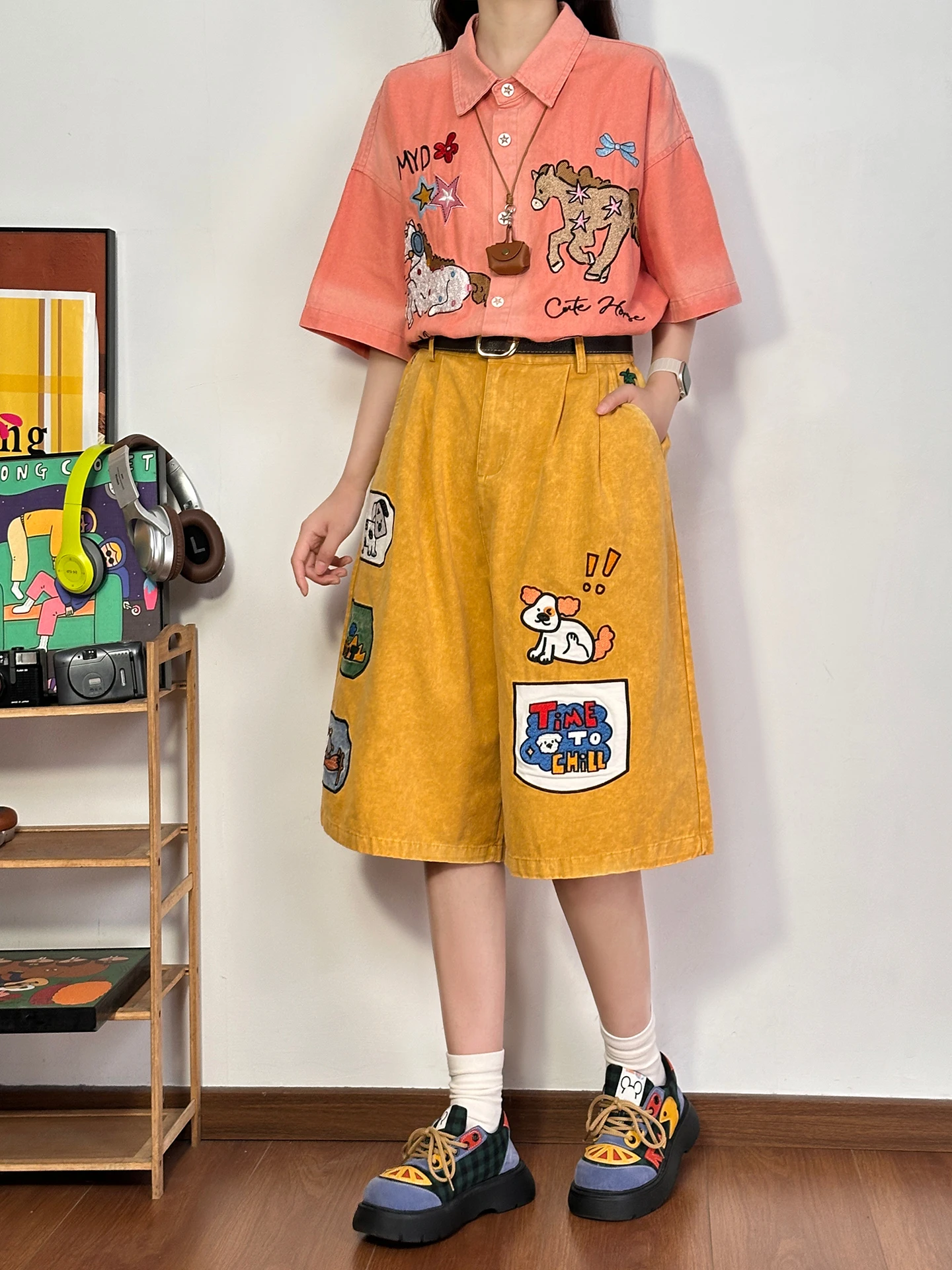 Original American Retro Cute Cartoon Dog Embroidery Denim Seven-Foot Pants Women Loose Match Short Pants Street Style Casual ...
Original American Retro Cute Cartoon Dog Embroidery Denim Seven-Foot Pants Women Loose Match Short Pants Street Style Casual ...