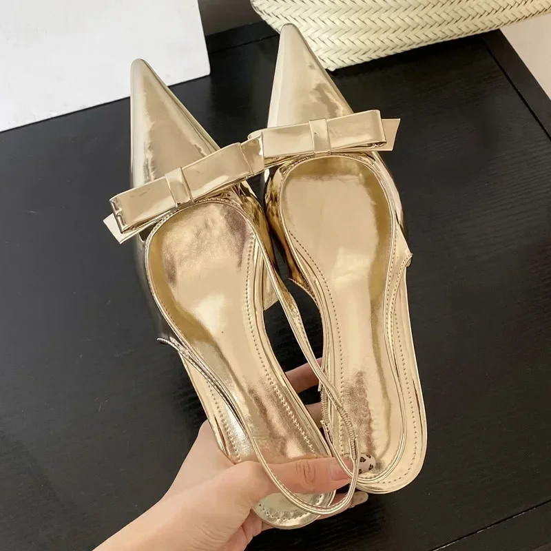 Модные туфли-лодочки Eilyken с острым носком, украшенные бантом-бабочкой, с ремешком на пятке, женские свадебные туфли Zapatos De Mujer
Модные туфли-лодочки Eilyken с острым носком, украшенные бантом-бабочкой, с ремешком на пятке, женские свадебные туфли Zapatos De Mujer