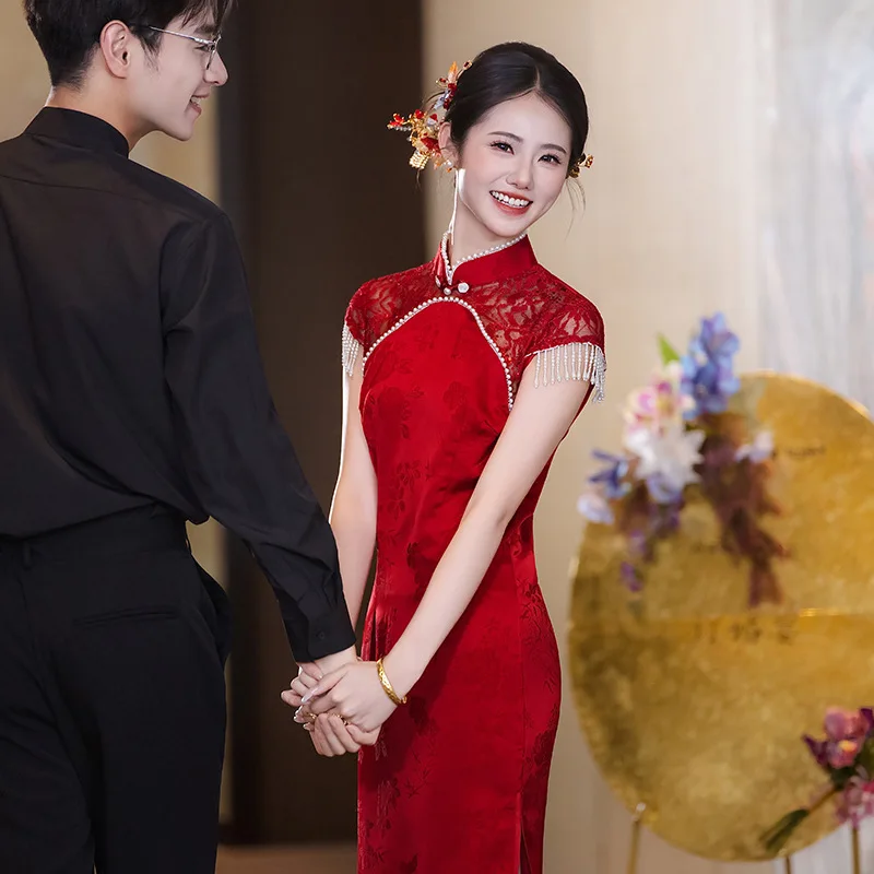 Красное женское элитное новое платье Cheongsam в китайском стиле, свадебное банкетное платье невесты 2025 года
Красное женское элитное новое платье Cheongsam в китайском стиле, свадебное банкетное платье невесты 2025 года