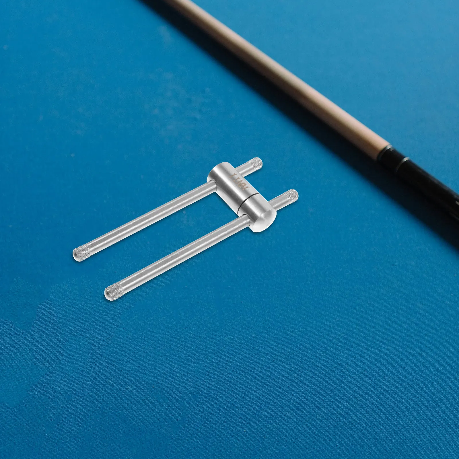 Sturdy Stainless Steel Pool Cue Tip Press Tool Billiard Stick Tip Pressing Device for Cue Head Repair and Optimal Performance
Sturdy Stainless Steel Pool Cue Tip Press Tool Billiard Stick Tip Pressing Device for Cue Head Repair and Optimal Performance
