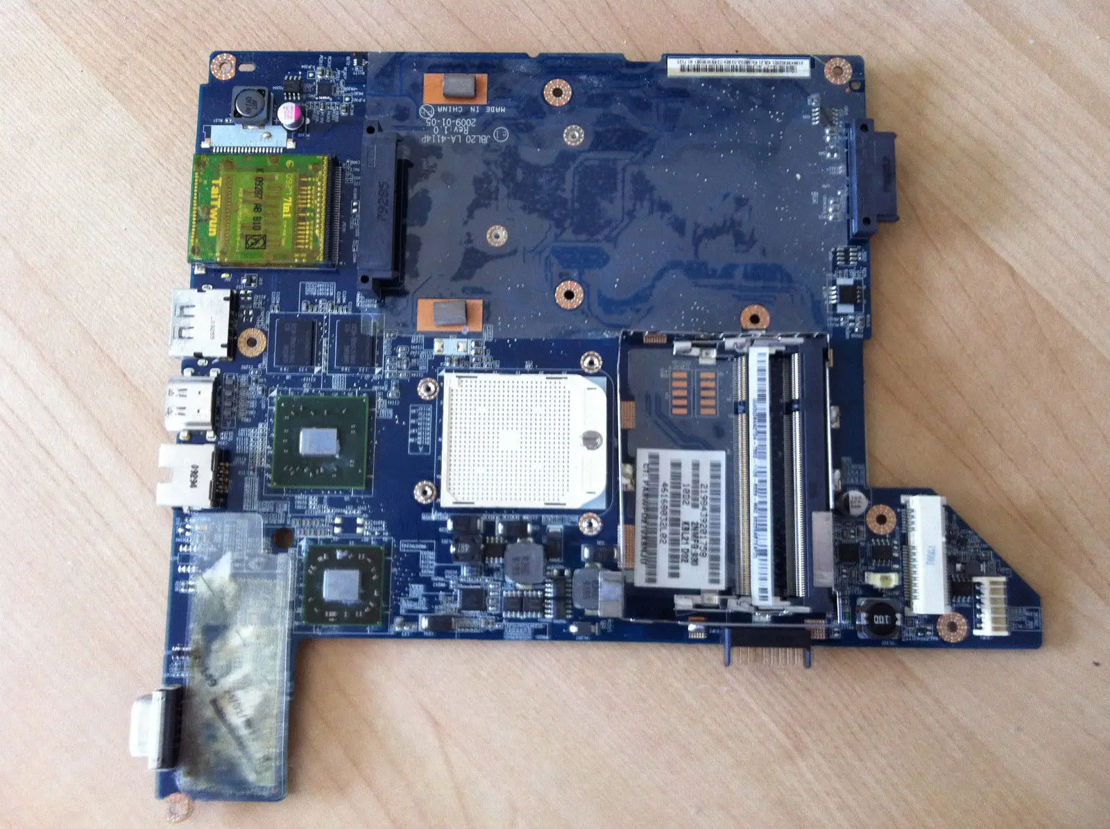 Applicable To: HP CQ40 DV4 CQ41 CQ45 M1330 INTEL AMD Standalone, Integrated Main Board Laptop Main Board Accessories
Applicable To: HP CQ40 DV4 CQ41 CQ45 M1330 INTEL AMD Standalone, Integrated Main Board Laptop Main Board Accessories