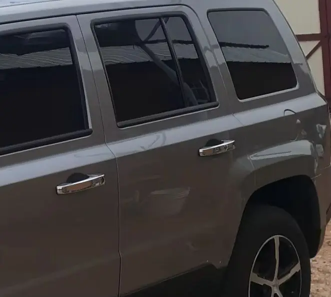 Exterior Chrome Door Handle Cover Trim Sticker for Jeep Patriot 2007-2016
Exterior Chrome Door Handle Cover Trim Sticker for Jeep Patriot 2007-2016