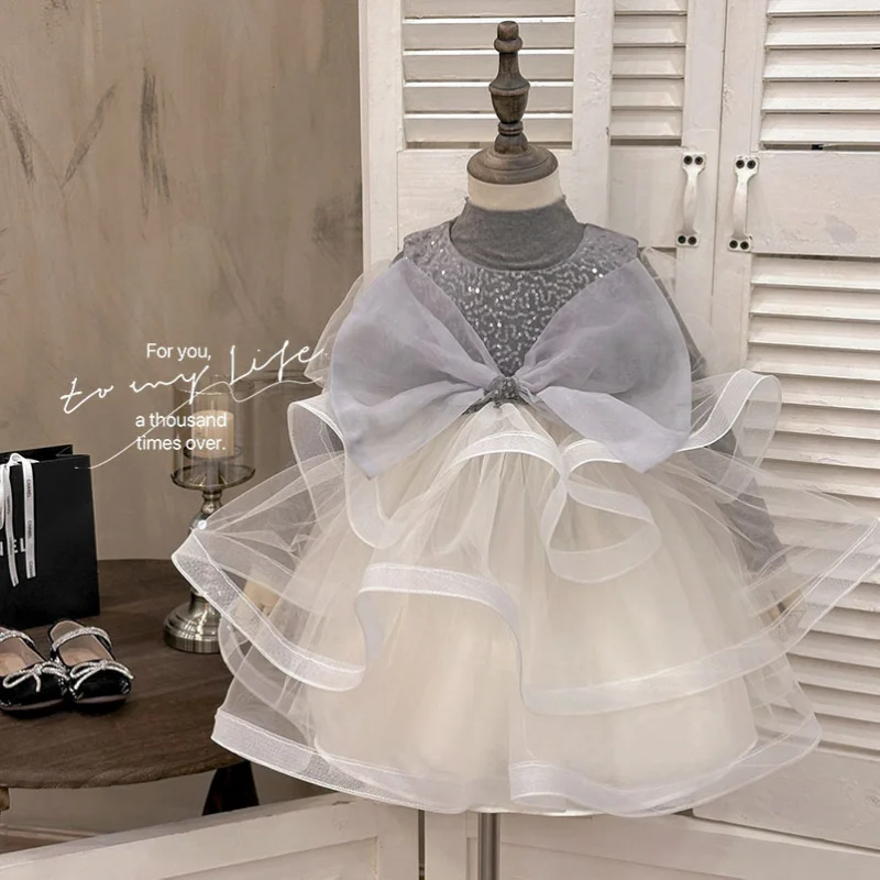 Girls' Dress2025Autumn New High-End Sequin Princess Dress Fashionable Stylish Little GirltutuEvening Dress
Girls' Dress2025Autumn New High-End Sequin Princess Dress Fashionable Stylish Little GirltutuEvening Dress