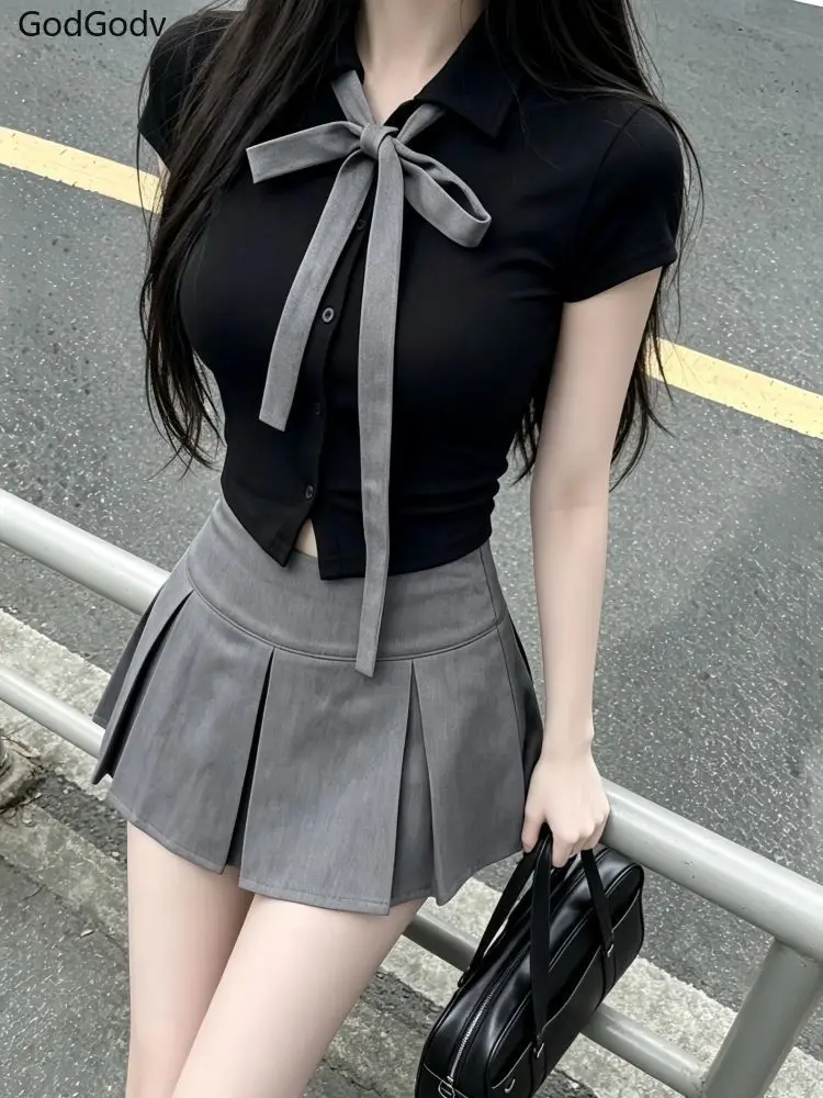 Korean Fashion Sexy 2 Piece Set Bow Contrast Color Short Sleeve Crop Top High Waist Pleated Mini Skirt Women Daily Wear Clubwear
Korean Fashion Sexy 2 Piece Set Bow Contrast Color Short Sleeve Crop Top High Waist Pleated Mini Skirt Women Daily Wear Clubwear