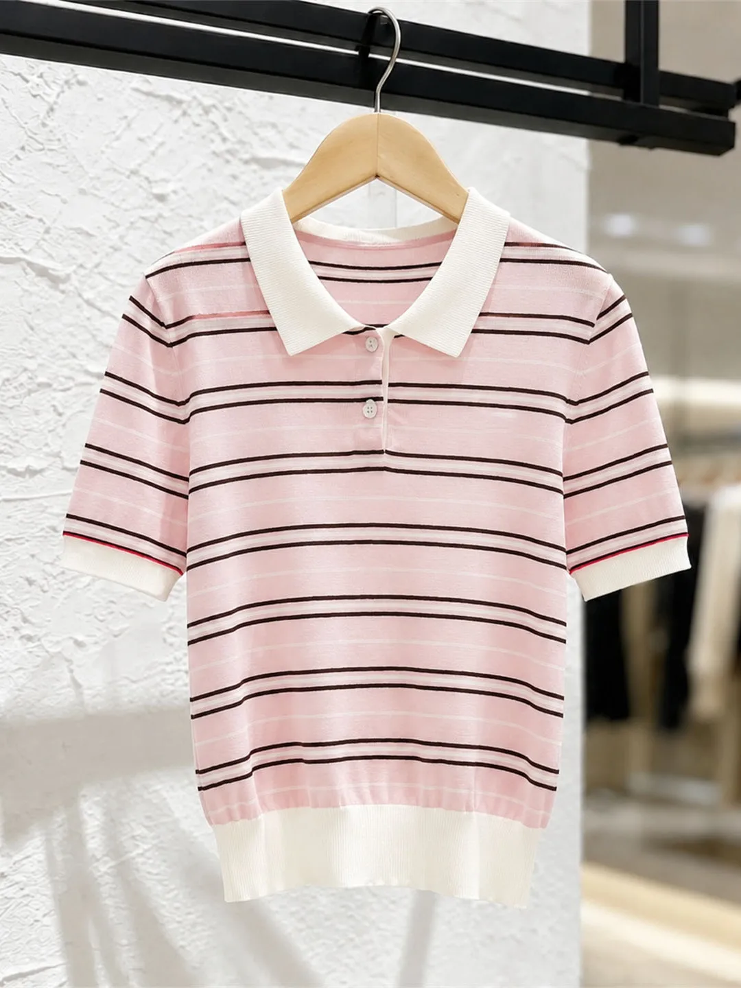 Summer Ice Silk Short Sleeve Knitted Sweater Women's Regular Fit Shoulder Top Striped Sweet Color Block Lazy Loose Style
Summer Ice Silk Short Sleeve Knitted Sweater Women's Regular Fit Shoulder Top Striped Sweet Color Block Lazy Loose Style