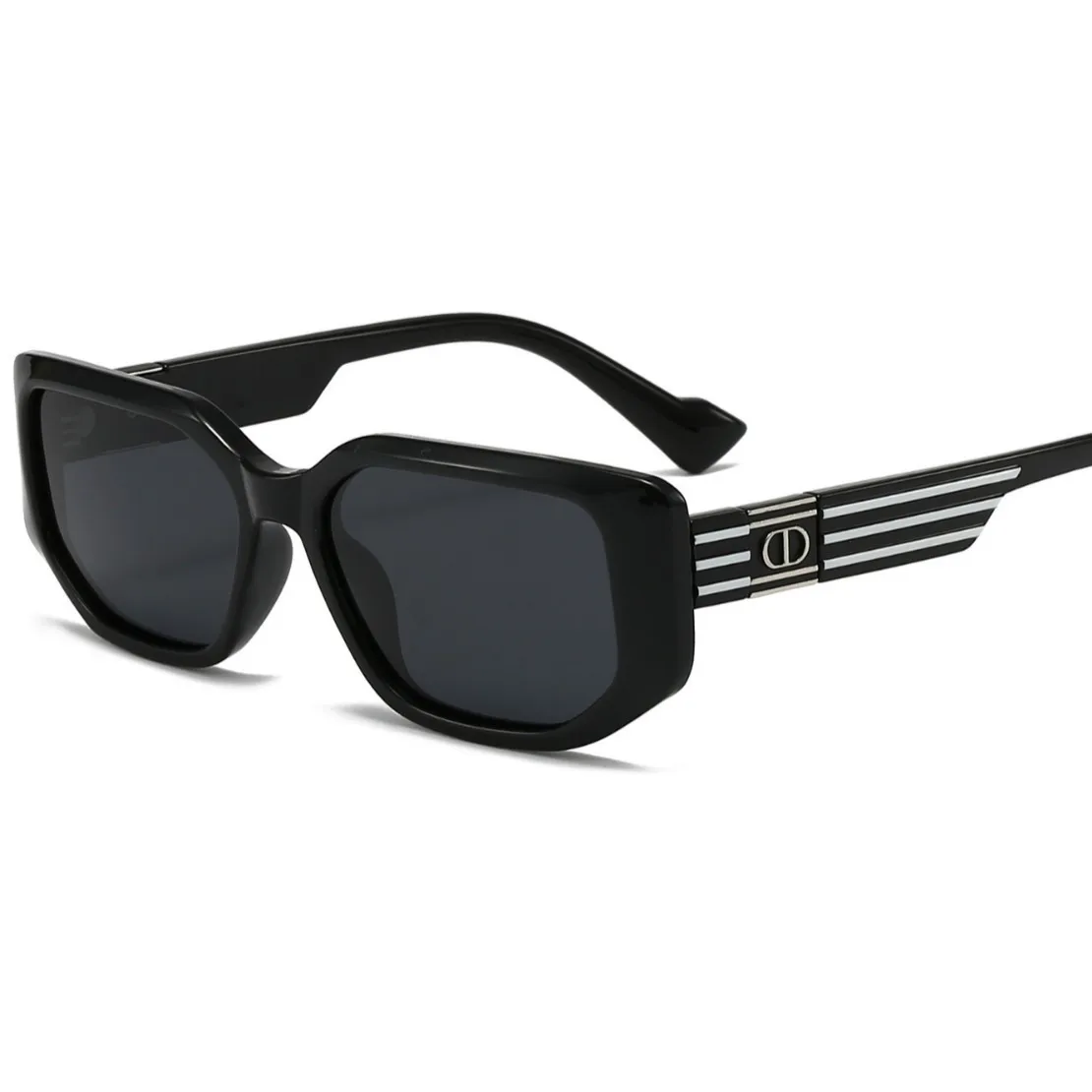 Women's Small Frame Polarized Sunglasses UV400 for Driving/Daytime Use, Lightweight Luxury Glasses with Slim Retro Design 
Women's Small Frame Polarized Sunglasses UV400 for Driving/Daytime Use, Lightweight Luxury Glasses with Slim Retro Design