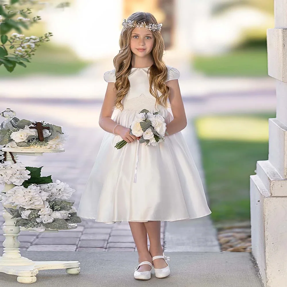 Flower Girl Dress O-Neck Short Sleeves Lace A-Line Knee Length Dresses For Girls Wedding First Communion Birthday Party Gowns
Flower Girl Dress O-Neck Short Sleeves Lace A-Line Knee Length Dresses For Girls Wedding First Communion Birthday Party Gowns