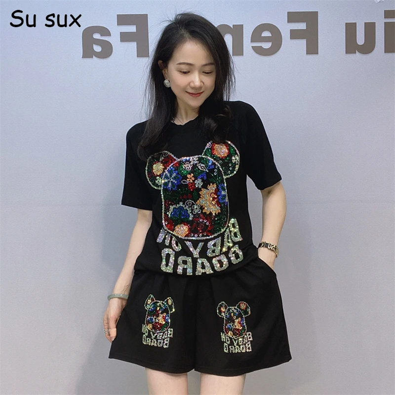 Sequins Cartoon Bear Short 2 Piece Sets Woman 2025 Summer High Elastic Casual O Neck Short Sleeve T Shirt and Short Pant Sets
Sequins Cartoon Bear Short 2 Piece Sets Woman 2025 Summer High Elastic Casual O Neck Short Sleeve T Shirt and Short Pant Sets