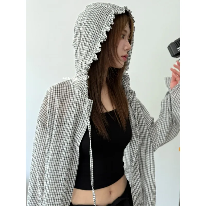 Vintage Ruffled Single-breasted Loose Long-sleeved Shirt Women 2025 Autumn New Korean Contrast Color Plaid Casual Hooded Tops 
Vintage Ruffled Single-breasted Loose Long-sleeved Shirt Women 2025 Autumn New Korean Contrast Color Plaid Casual Hooded Tops