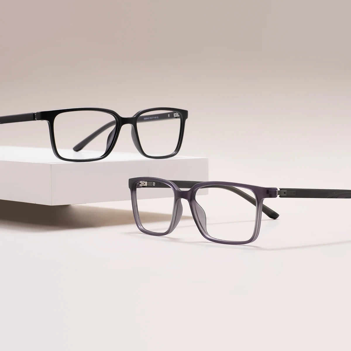 Classical Medium Rectangular Full Rim TR90 Men And Women Clear Light Glasses Frame With Spring Hinges For Prescription Lens
Classical Medium Rectangular Full Rim TR90 Men And Women Clear Light Glasses Frame With Spring Hinges For Prescription Lens