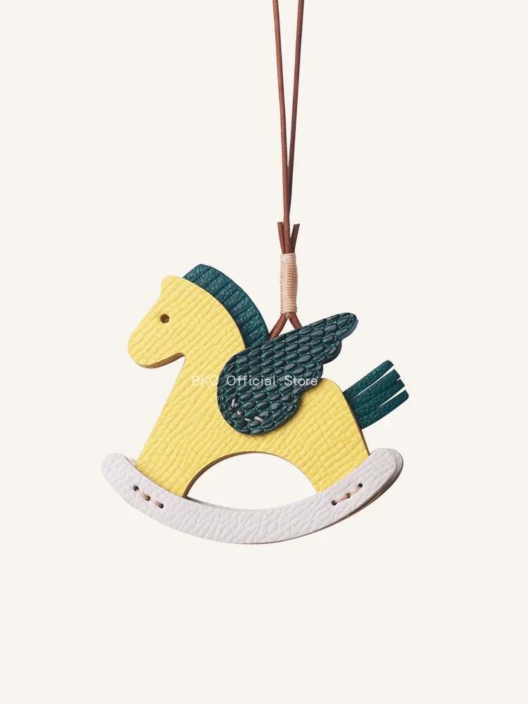 Horse Keychain Pendant for Ladies Women Bag Horse Bag Charm Handmade Lizard skin Bag Charm For Bag Car Decorate Accessories Gift
Horse Keychain Pendant for Ladies Women Bag Horse Bag Charm Handmade Lizard skin Bag Charm For Bag Car Decorate Accessories Gift