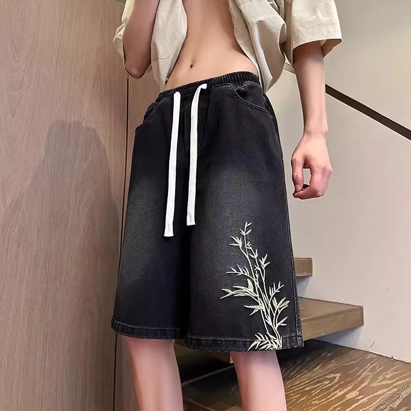 New Chinese Style Men's Short Jeans Summer Thin Embroidery Loose Drawstring Light Blue Large Size Five-Quarter Pants
New Chinese Style Men's Short Jeans Summer Thin Embroidery Loose Drawstring Light Blue Large Size Five-Quarter Pants