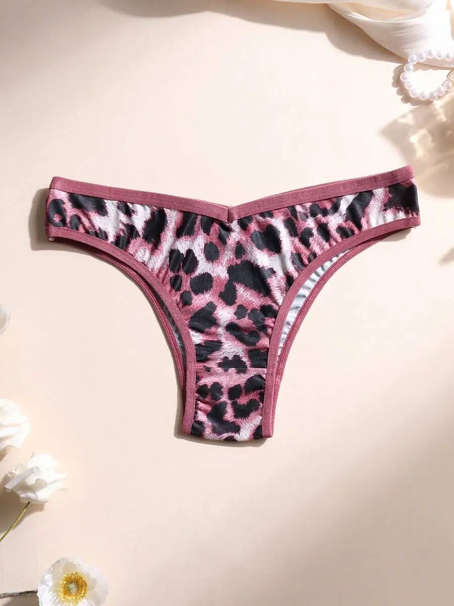 Womens Leopard Print V-Waist Seamless Bikini Panties Icy Silk Comfortable Breathable Underwear
Womens Leopard Print V-Waist Seamless Bikini Panties Icy Silk Comfortable Breathable Underwear