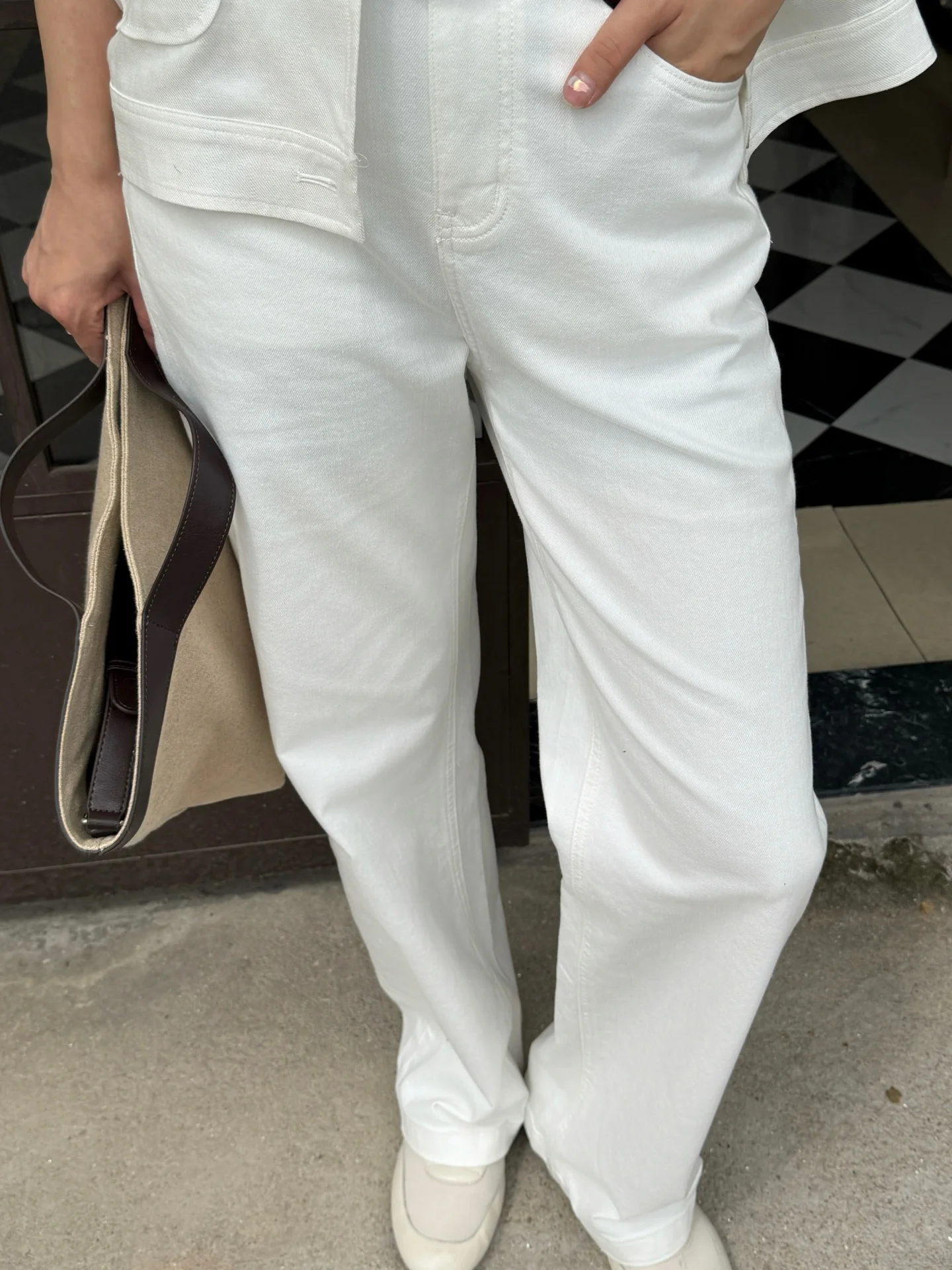 Nana High Waist DMX Slim Fit Casual Pants Women's White Narrow Straight Leg Jeans Loose Fit Spring Summer Cotton Denim
Nana High Waist DMX Slim Fit Casual Pants Women's White Narrow Straight Leg Jeans Loose Fit Spring Summer Cotton Denim