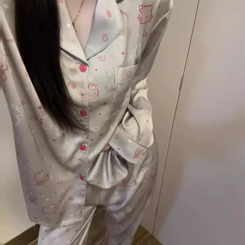 Anime Sanrio Hello Kitty Ice Silk Pajamas Suit Spring and Autumn Period Silky and Skin-friendly Household Clothes Large Size New
Anime Sanrio Hello Kitty Ice Silk Pajamas Suit Spring and Autumn Period Silky and Skin-friendly Household Clothes Large Size New