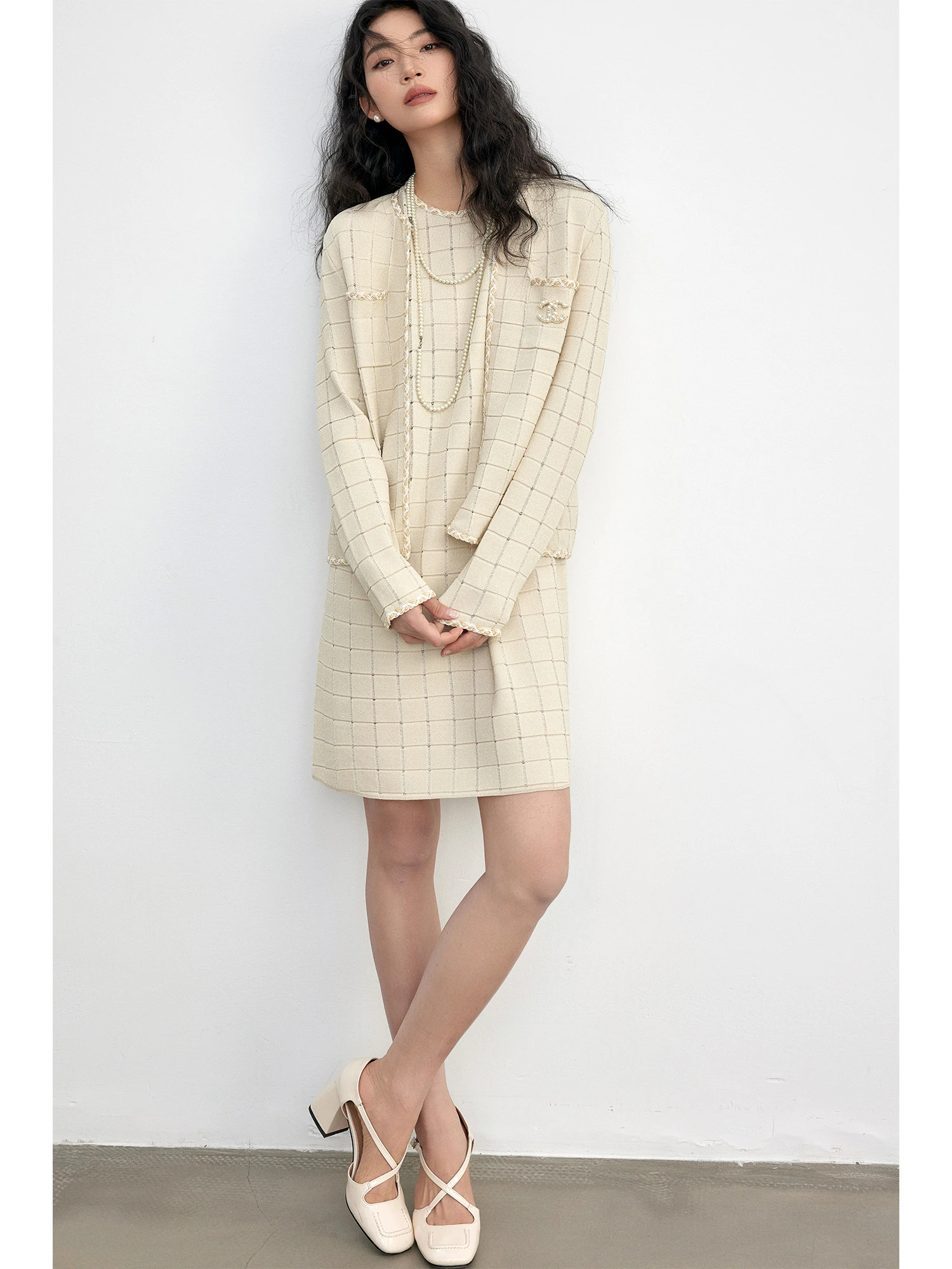 Showyee Acetate Gold And Silver Thread Knitted Hollow out Plaid Dress Set Small Fragrance Top Coat Outerwear Women's Fashion
Showyee Acetate Gold And Silver Thread Knitted Hollow out Plaid Dress Set Small Fragrance Top Coat Outerwear Women's Fashion
