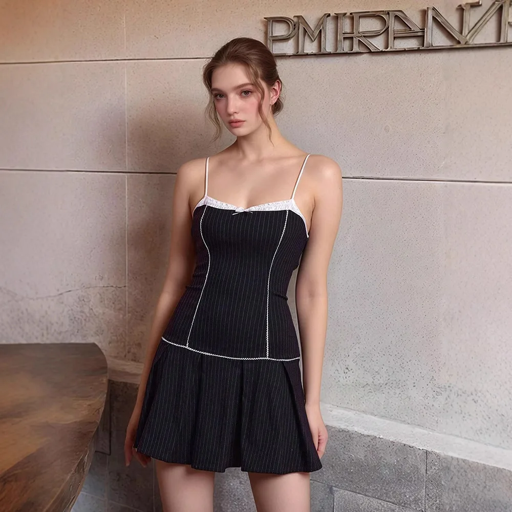New niche design sense retro striped dress contrasting colors and thin casual versatile suspender short skirt fashionable simple
New niche design sense retro striped dress contrasting colors and thin casual versatile suspender short skirt fashionable simple