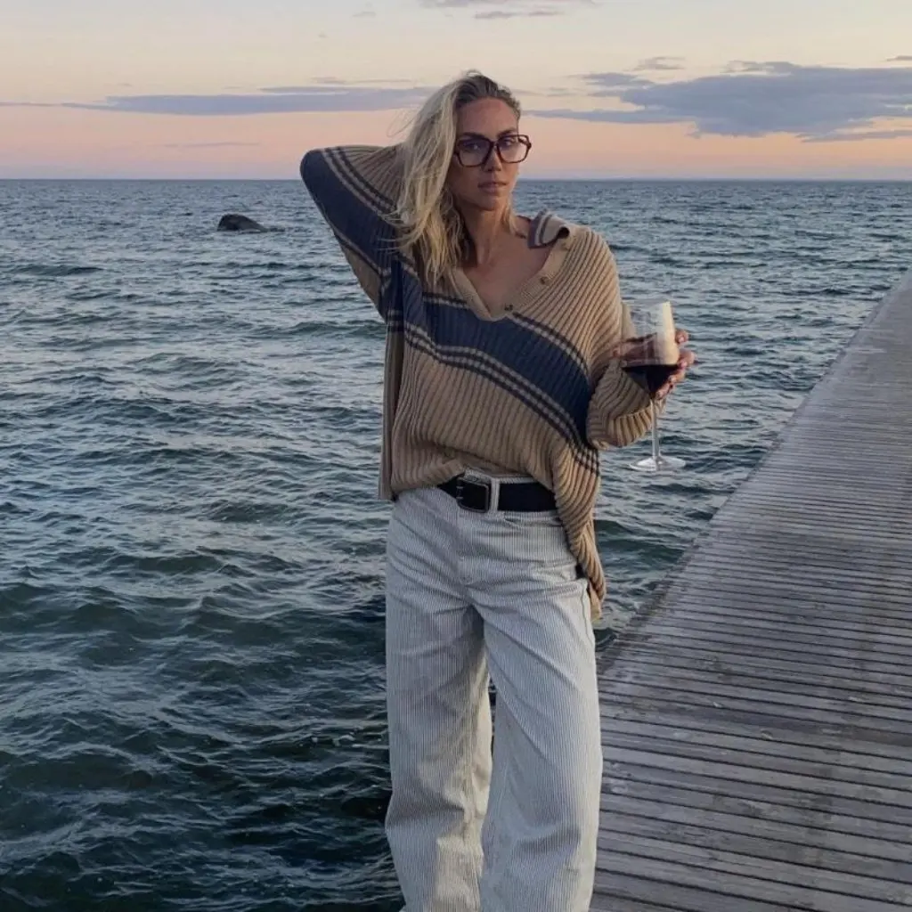 Women's Long-Sleeved Knitwear Striped Contrasting Fashion Versatile Tops European And American Style Spring New
Women's Long-Sleeved Knitwear Striped Contrasting Fashion Versatile Tops European And American Style Spring New