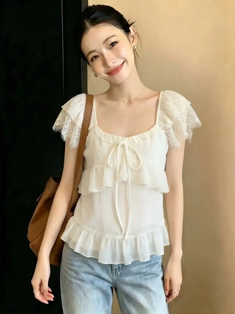Unique Lace Splice Chiffon Shirt Women Summer 2026 Square Collar Fly Sleeve Breathable Skin-friendly Thin Short Sleeve Top
Unique Lace Splice Chiffon Shirt Women Summer 2026 Square Collar Fly Sleeve Breathable Skin-friendly Thin Short Sleeve Top