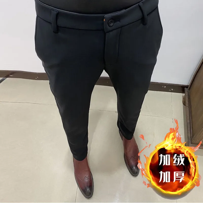 Осень-зима 2024, новые бархатные теплые повседневные брюки, высококачественные облегающие мужские деловые офисные однотонные брюки
Осень-зима 2024, новые бархатные теплые повседневные брюки, высококачественные облегающие мужские деловые офисные однотонные брюки