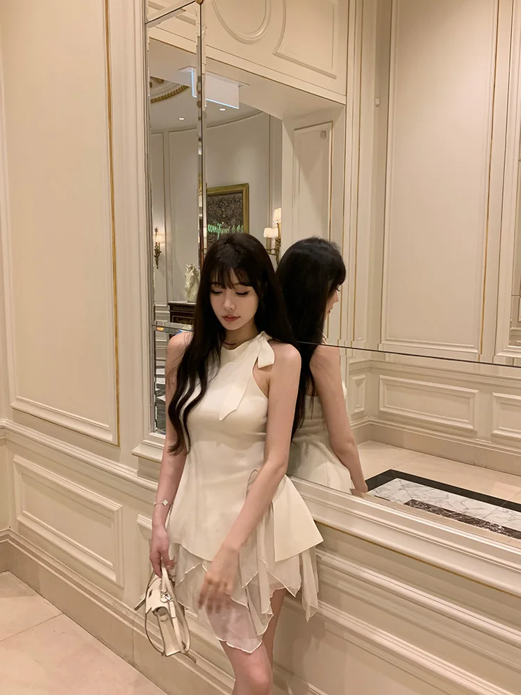 Liuu Summer Women's Svel Ne Hanging Belted Vest Luxury Fene Sle Outerwear Polyester Fiber 00% Trendy Crop Top
Liuu Summer Women's Svel Ne Hanging Belted Vest Luxury Fene Sle Outerwear Polyester Fiber 00% Trendy Crop Top