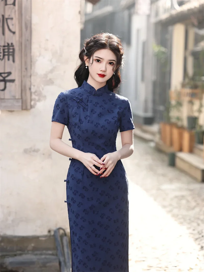 Классическое элегантное женское платье Cheongsam в китайском стиле, новое летнее улучшенное тонкое современное платье Ципао с короткими рукавами для девочек, повседневное платье, подарок на день рождения 
Классическое элегантное женское платье Cheongsam в китайском стиле, новое летнее улучшенное тонкое современное платье Ципао с короткими рукавами для девочек, повседневное платье, подарок на день рождения