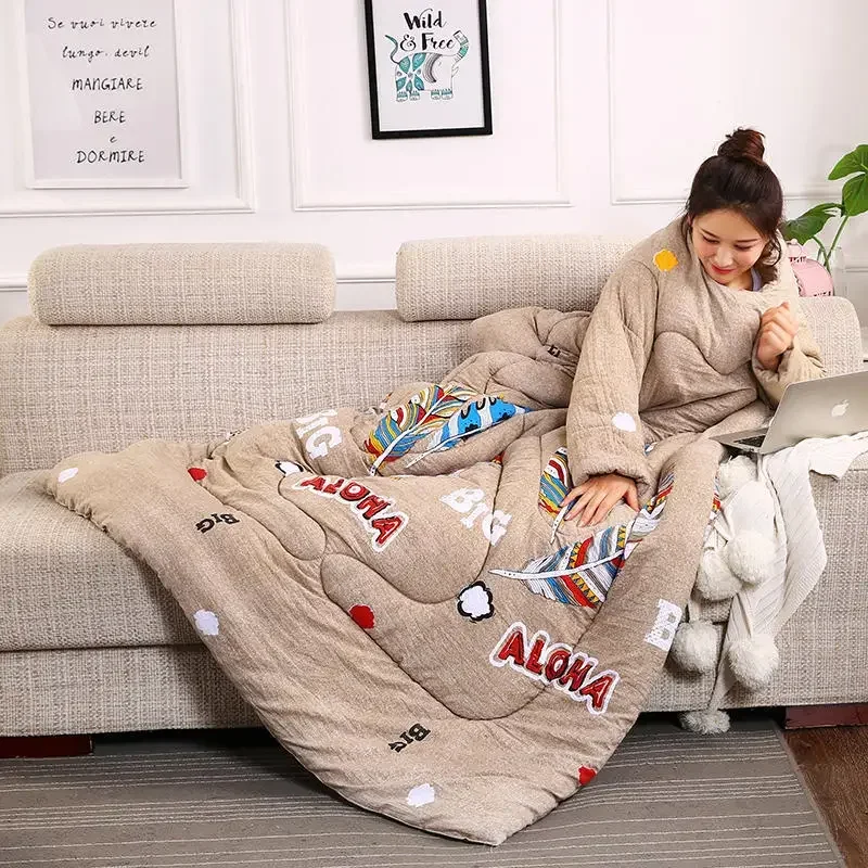 New fashionable and comfortable with sleeves lazy quilt pillow quilt, multi-functional two-in-one dual-purpose pillow quilt
New fashionable and comfortable with sleeves lazy quilt pillow quilt, multi-functional two-in-one dual-purpose pillow quilt
