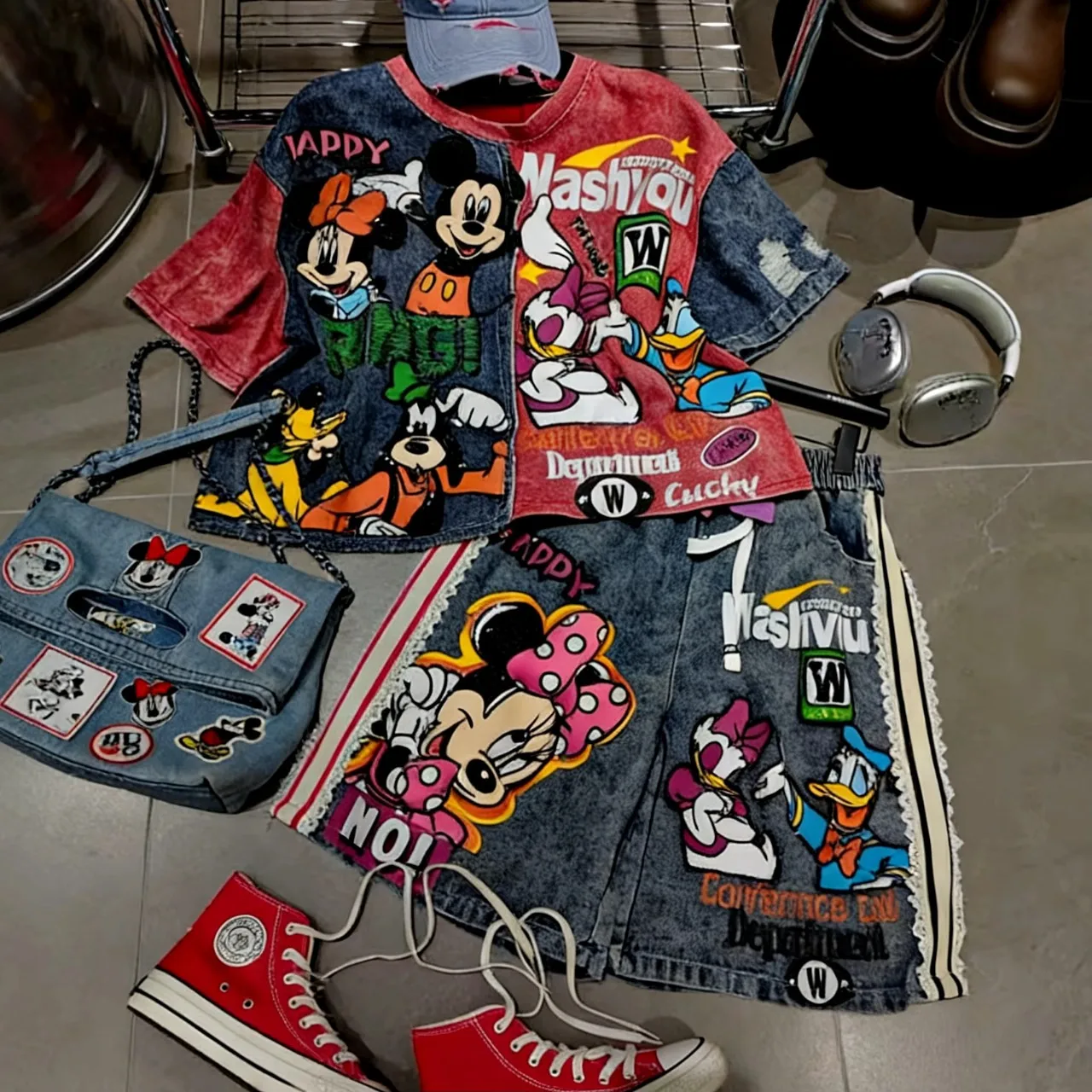 plus Size Summer Denim Patchwork Washed Short Sleeve T-Shirt Shorts Printed High Quality Cartoon Sequins Clothing for Women
plus Size Summer Denim Patchwork Washed Short Sleeve T-Shirt Shorts Printed High Quality Cartoon Sequins Clothing for Women