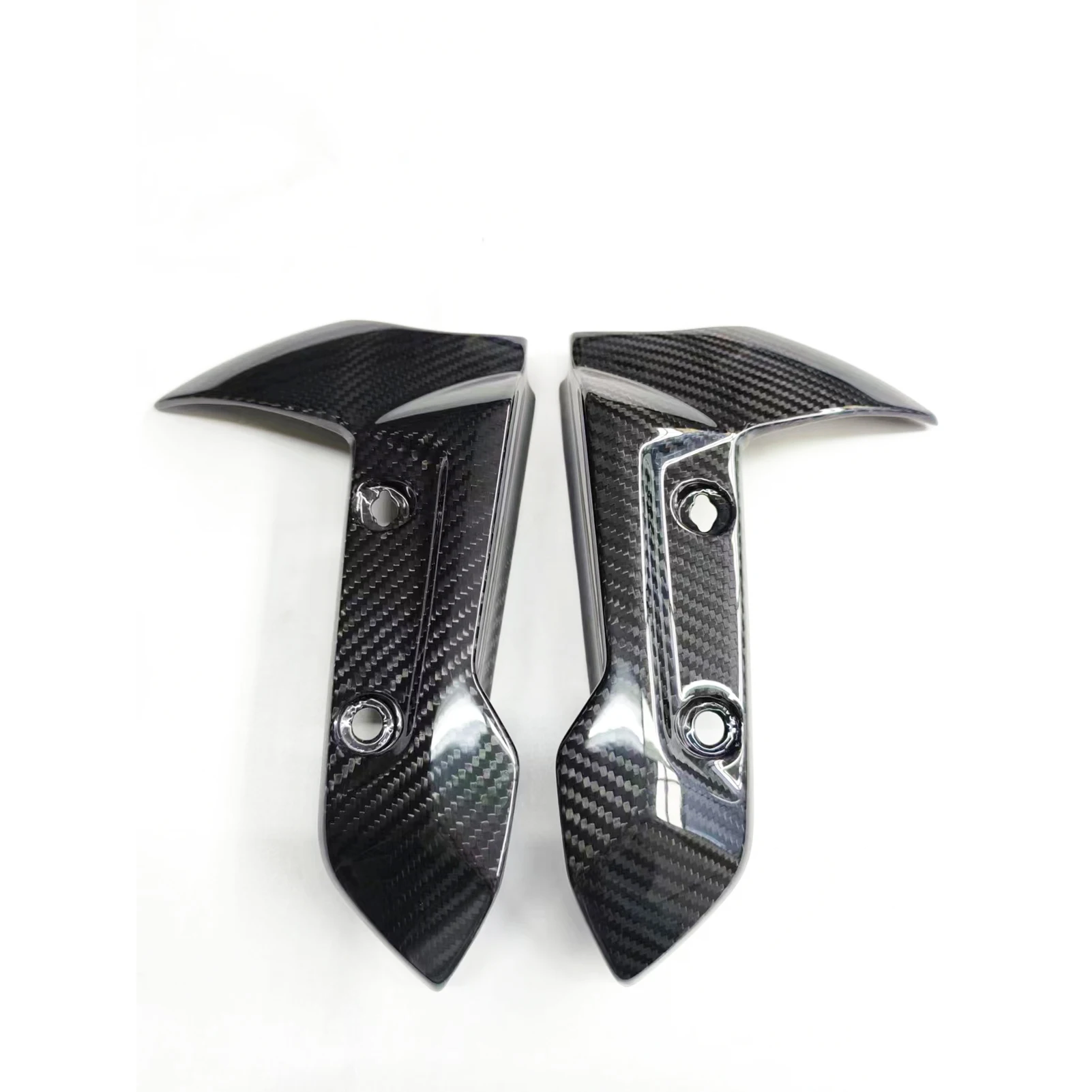 Quality Carbon Fiber Motorcycle Parts 3K Twill Glossy Carbon Front Fender Sides Supports for Triumph Trident 660
Quality Carbon Fiber Motorcycle Parts 3K Twill Glossy Carbon Front Fender Sides Supports for Triumph Trident 660