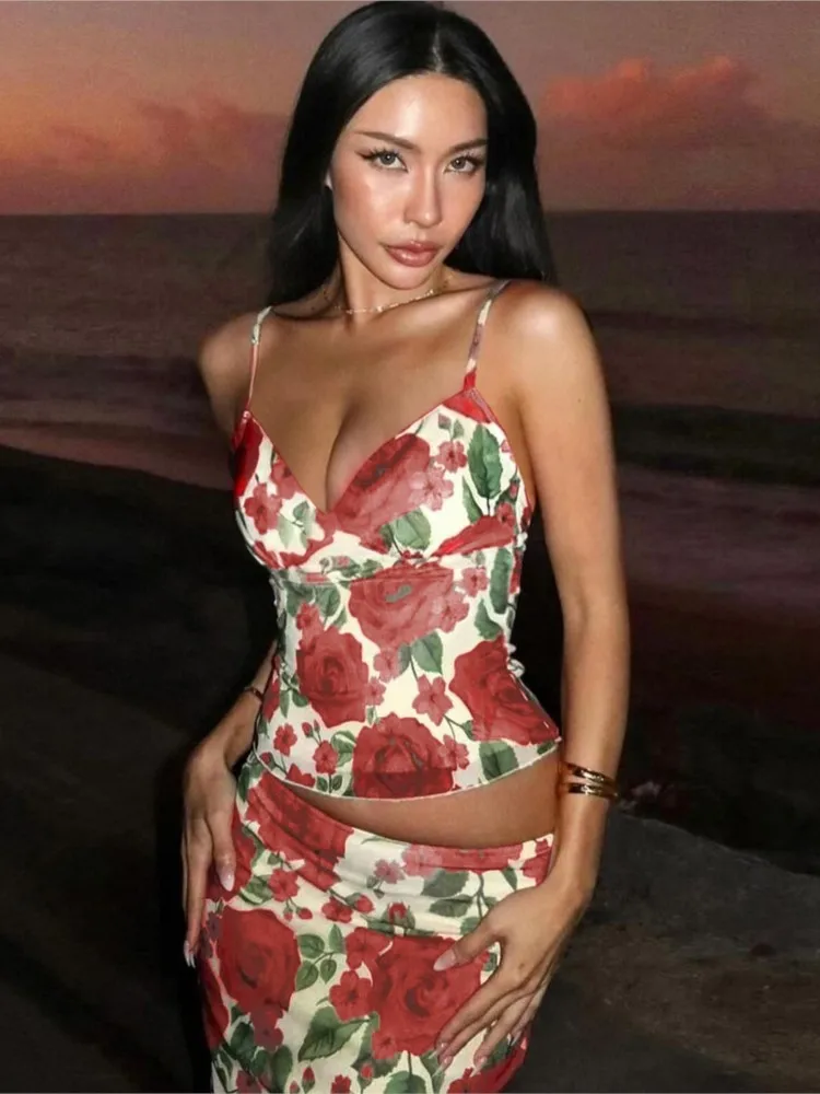 Fashion Red Flower Print Bodycon Two Piece Set Women Sexy Beach Vocation Backless Sleeveless Tank Tops High Waist Long Skirts
Fashion Red Flower Print Bodycon Two Piece Set Women Sexy Beach Vocation Backless Sleeveless Tank Tops High Waist Long Skirts