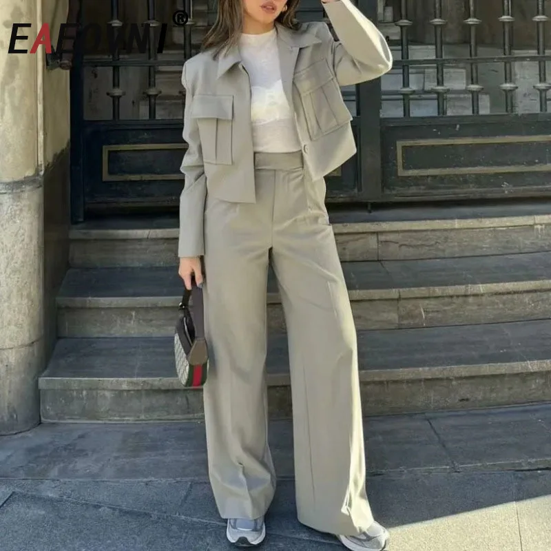 EAEOVNI Fashion Women 2 Piece Set Lapel Button Pockets Short Jacket + Wide Leg Trousers Casual 2025 Female New Clothing 1A654
EAEOVNI Fashion Women 2 Piece Set Lapel Button Pockets Short Jacket + Wide Leg Trousers Casual 2025 Female New Clothing 1A654