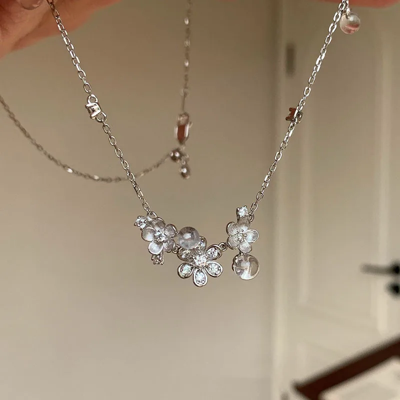 Gentle style diamond inlaid exquisite osmanthus white crystal brushed floral necklace light luxury collar chain wedding jewelry
Gentle style diamond inlaid exquisite osmanthus white crystal brushed floral necklace light luxury collar chain wedding jewelry