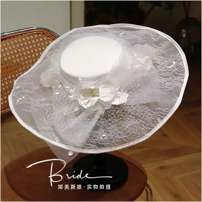 French Elegant Ladies Formal Fedora Hat Whtie Satin Lace Mesh Flower Wide Brim Wedding Hat Cocktail Party Photo Shoot Church Hat
French Elegant Ladies Formal Fedora Hat Whtie Satin Lace Mesh Flower Wide Brim Wedding Hat Cocktail Party Photo Shoot Church Hat