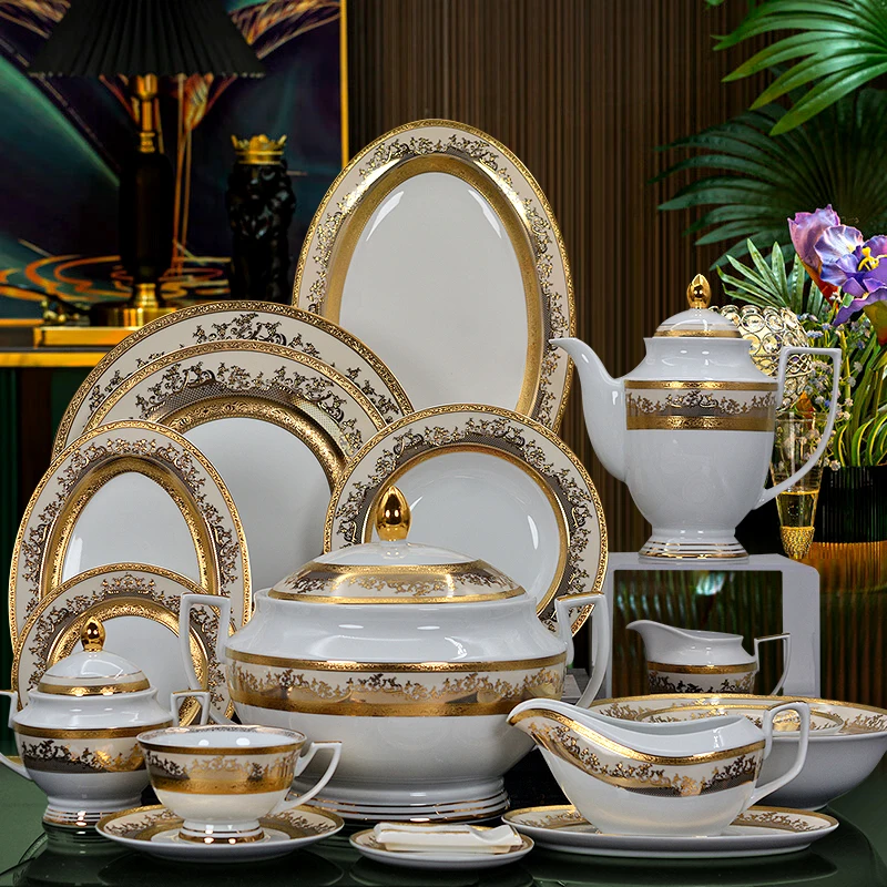 98pcs Porcelain Luxury Ceramic ware Set Gold Design China Plates Dishes Tea Coffee Cup Set
98pcs Porcelain Luxury Ceramic ware Set Gold Design China Plates Dishes Tea Coffee Cup Set