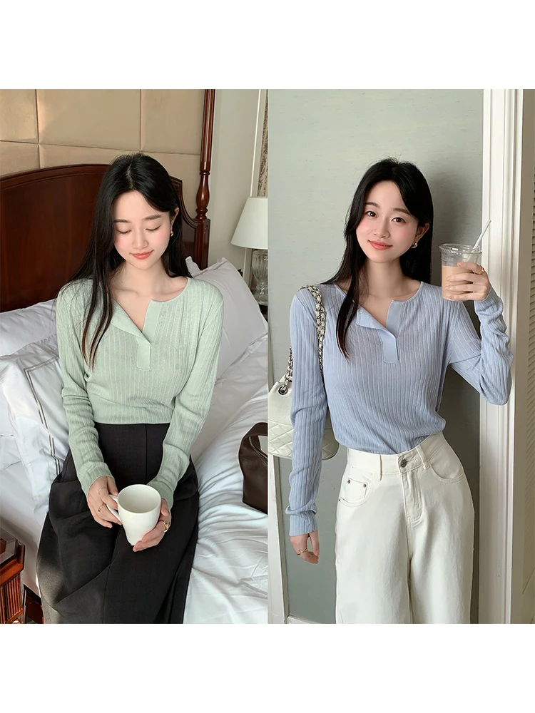 Slimming V-Ne Long Sve Knitted irt Spring Season Korean Sle Simple Versatile Silk Stripe Base Layer Top
Slimming V-Ne Long Sve Knitted irt Spring Season Korean Sle Simple Versatile Silk Stripe Base Layer Top