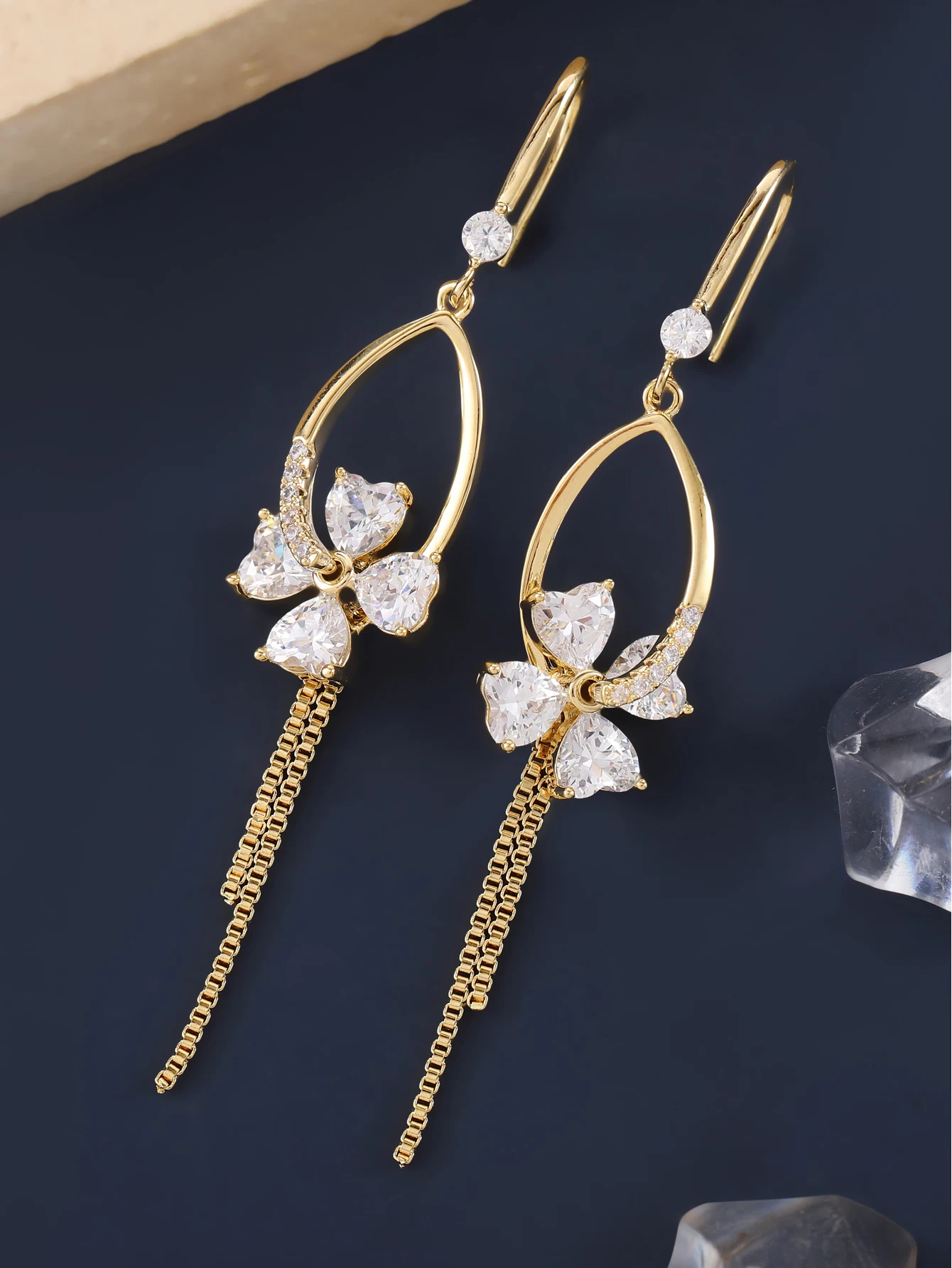 Flower tassel earrings, female internet celebrity round face earrings, 2024 new style ear hook long ear hook earrings
Flower tassel earrings, female internet celebrity round face earrings, 2024 new style ear hook long ear hook earrings