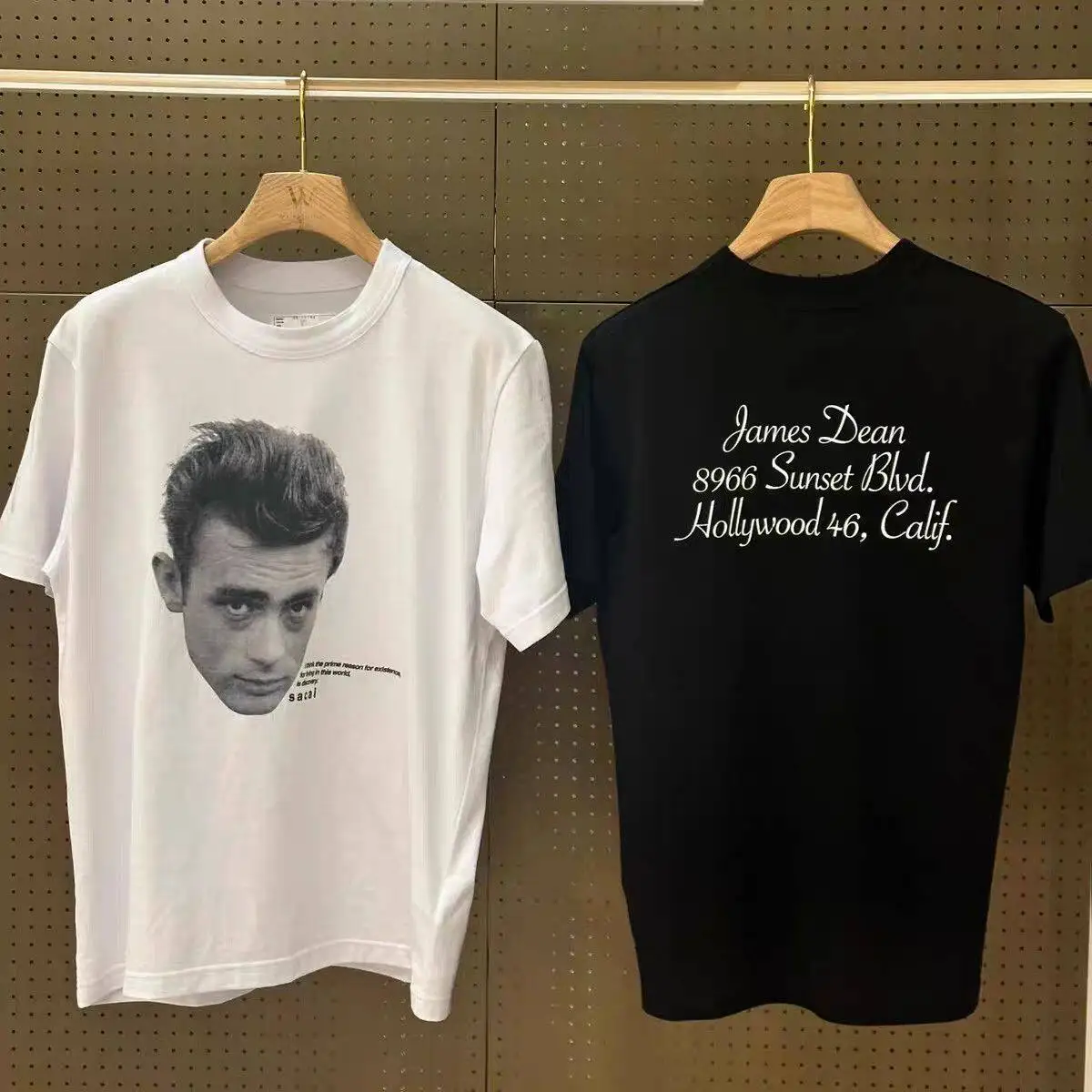 SAC 25 Japanese black short-sleeved cotton portrait print half-sleeved T-shirt
SAC 25 Japanese black short-sleeved cotton portrait print half-sleeved T-shirt