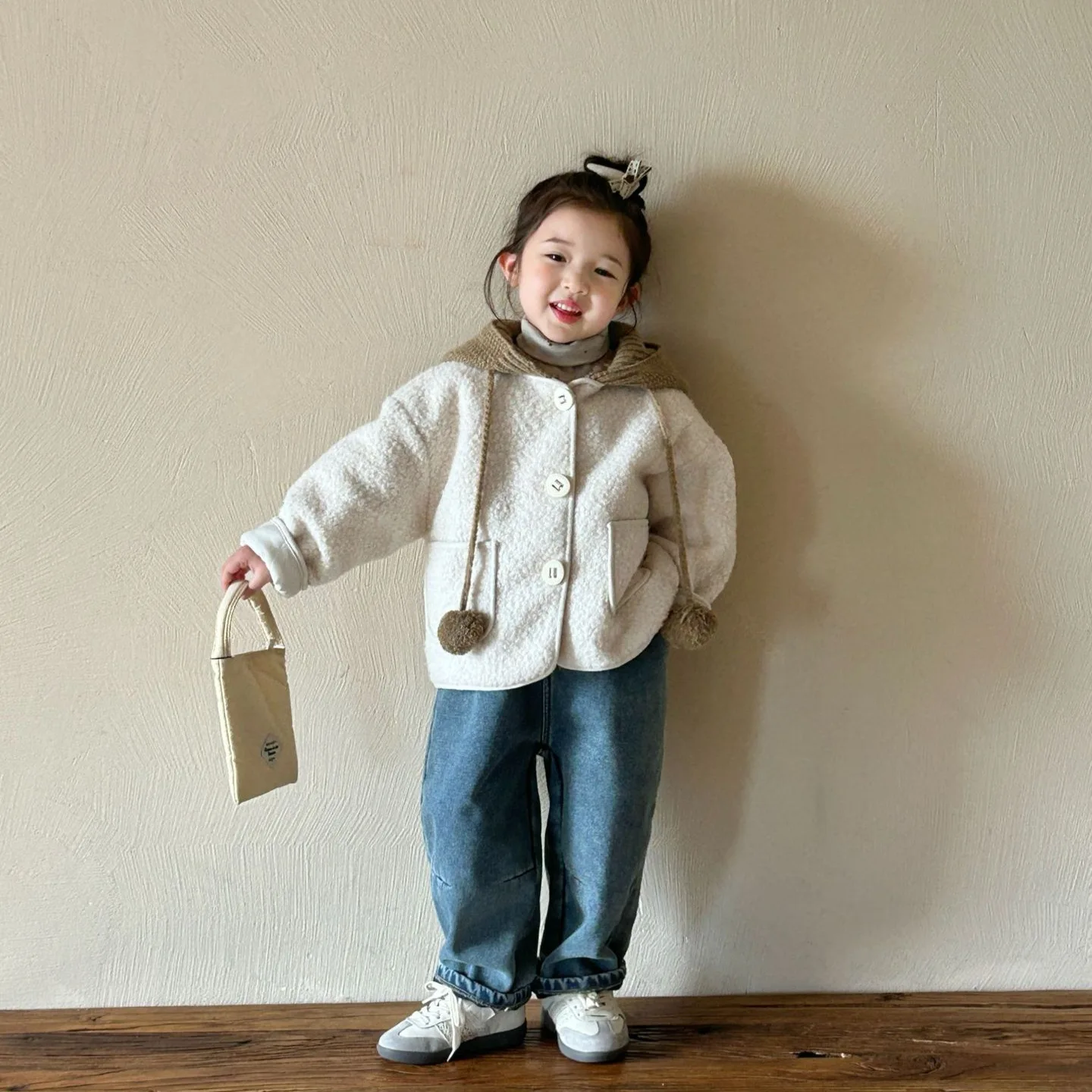2024 Winter New Children's Clothing Korean Version Children's Clothing Girls' Cotton Jacket Hooded Sweater Casual Thick Jacket
2024 Winter New Children's Clothing Korean Version Children's Clothing Girls' Cotton Jacket Hooded Sweater Casual Thick Jacket