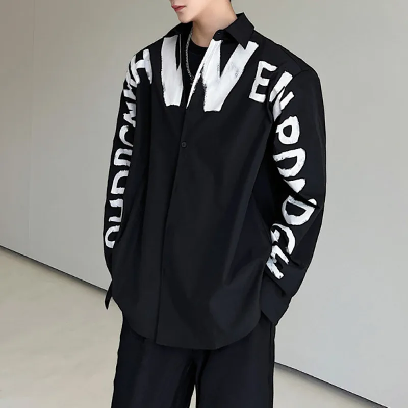 2023 Men Shirt Print Letter Loose Blouse Streetwear Lapel Long Sleeve Casual Men Clothing Korean Style Chic Personality Shirts
2023 Men Shirt Print Letter Loose Blouse Streetwear Lapel Long Sleeve Casual Men Clothing Korean Style Chic Personality Shirts