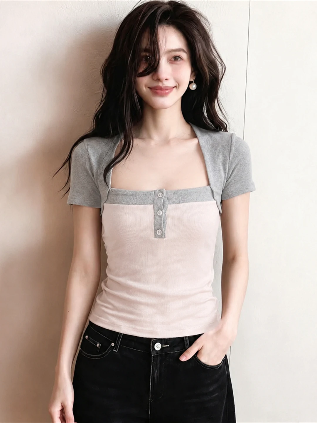 Fashionable Square Collar Short Sleeve Patchwork Color Slim Fit Ice Silk Knitted Top Korean Style Commute Summer Shirt
Fashionable Square Collar Short Sleeve Patchwork Color Slim Fit Ice Silk Knitted Top Korean Style Commute Summer Shirt